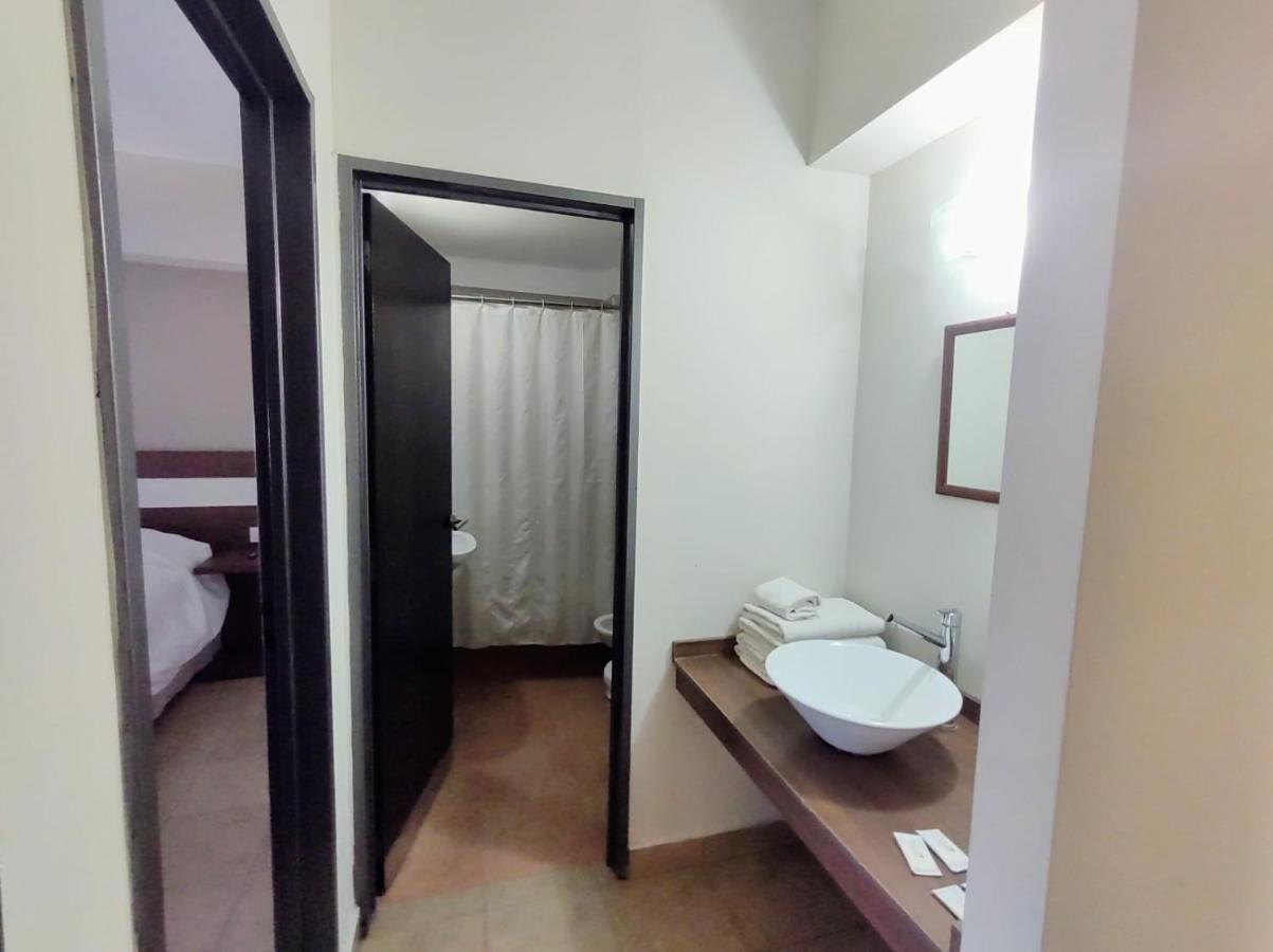 Urquiza Suites Сальта Экстерьер фото